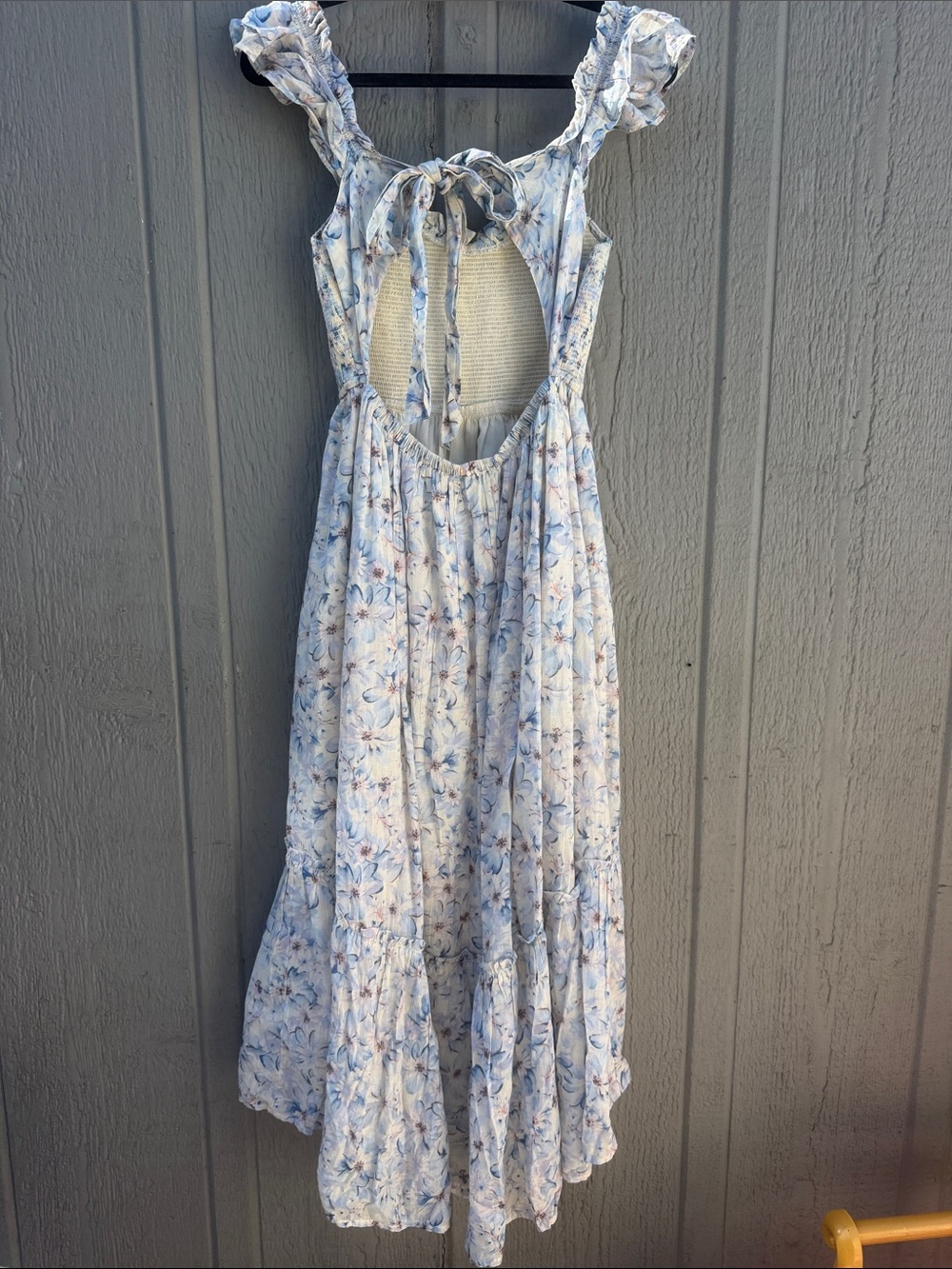 American Eagle Light Blue Floral Smocked Maxi Dress with Ruffle Straps Size: S - Picture 6 of 9